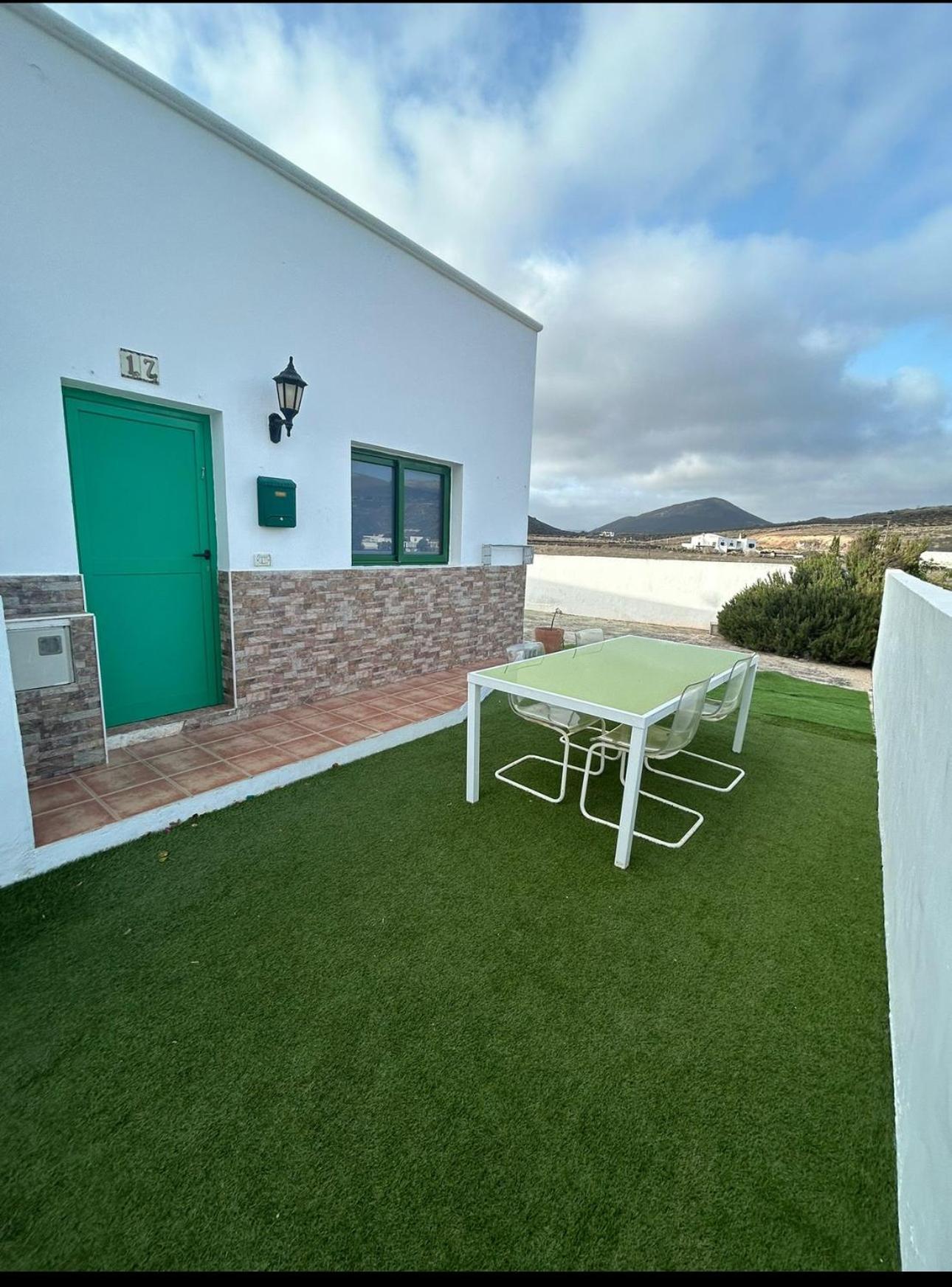 Apartamento La Dehesa Uga Exterior foto